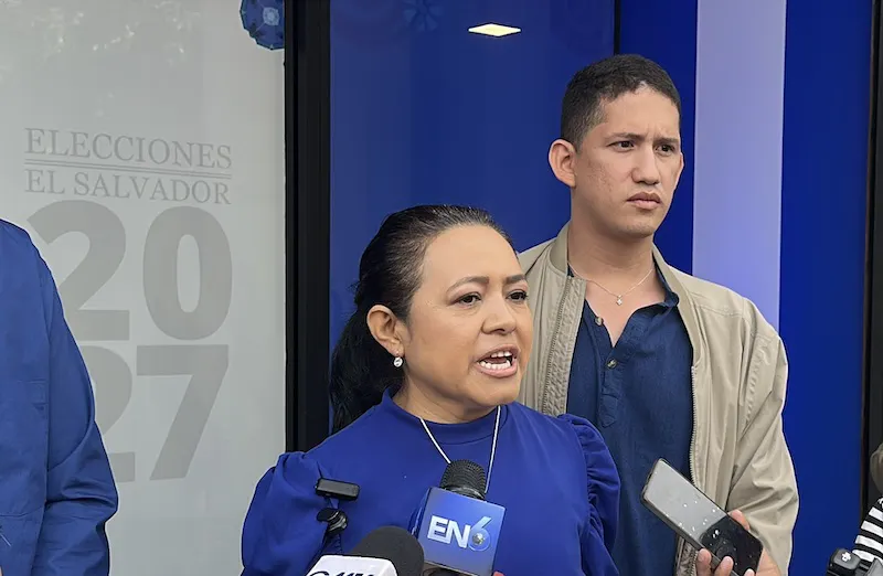 Secretaria de Vamos dice hay proceso por "posible delito" ante Tribunal de Honor del partido