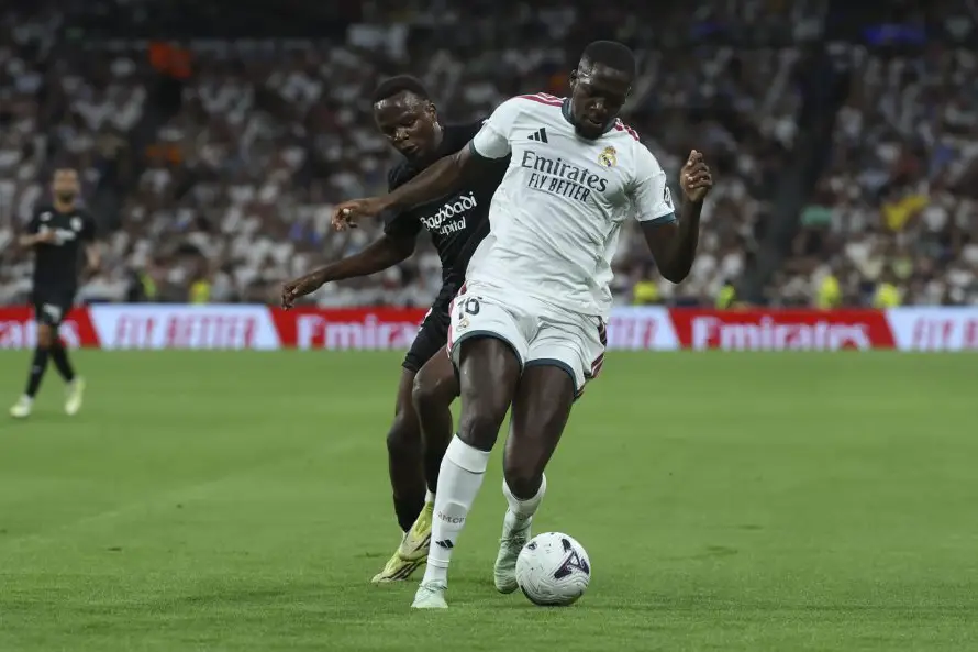Real Madrid confirma lesión del francés Ibrahima Konaté en su pierna derecha