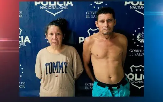 Detienen a dos personas señaladas de atacar con un envase de vidrio a un hombre en San Miguel