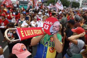Lula promete defender las riquezas de Brasil y avisa: "¿Quieren que pase como Venezuela?"