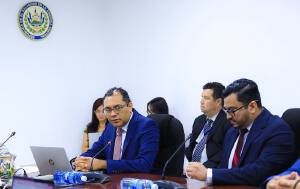 Dictaminan garantía por $50 millones más para que el FSV dé más préstamos para vivienda a jóvenes y mujeres