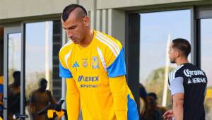 A sus 40 años, el argentino Nahuel Guzmán aspira a ganarse una renovación con Tigres en México