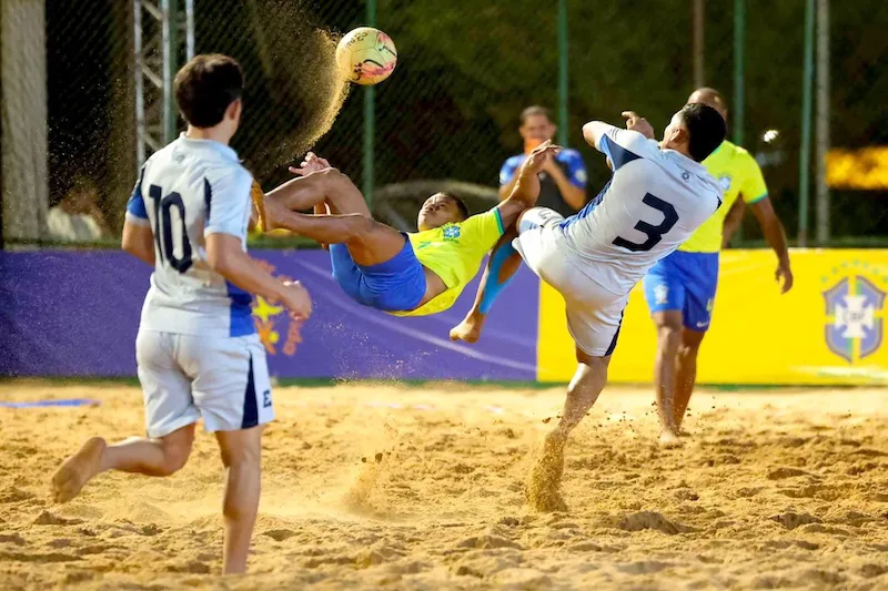 Brasil golea a La Selecta de playa en Copa de Naciones