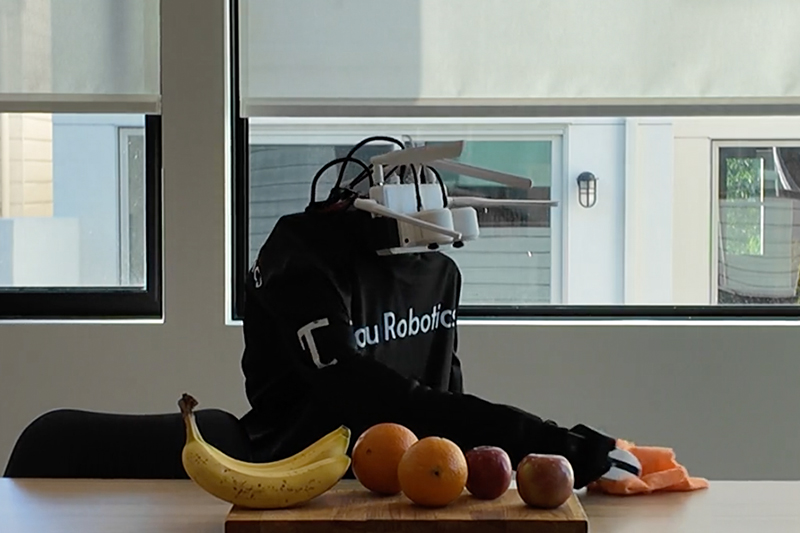 Por $30 la hora, robots humanoides ofrecen servicios de limpieza en San Francisco
