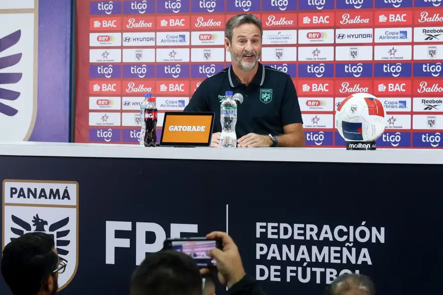 Selección de Panamá inicia gira asiática con tres bajas por lesión