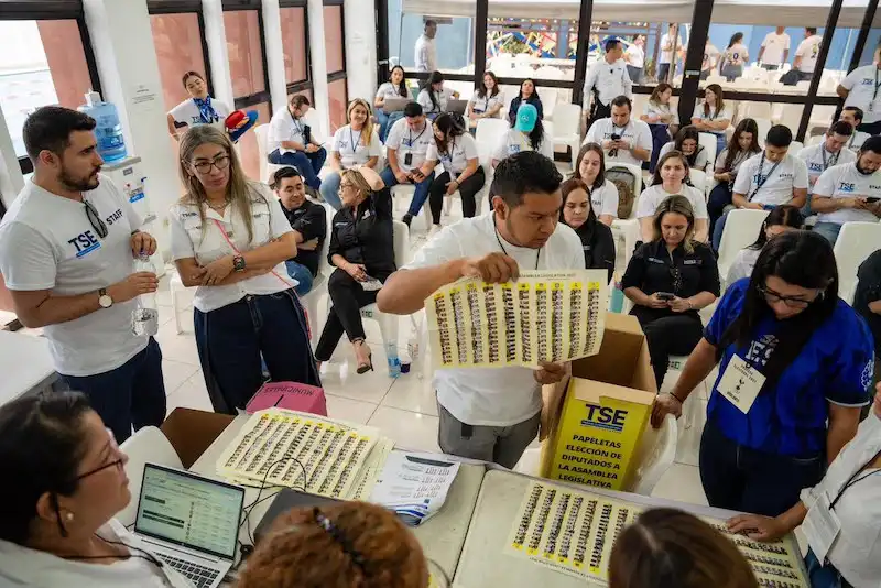 Vence plazo para que partidos presenten sus propuestas para 14 juntas electorales departamentales y 44 municipales