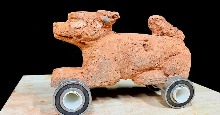 Centro Cultural de España en El Salvador abre la exposición "Sculpture Shipping"