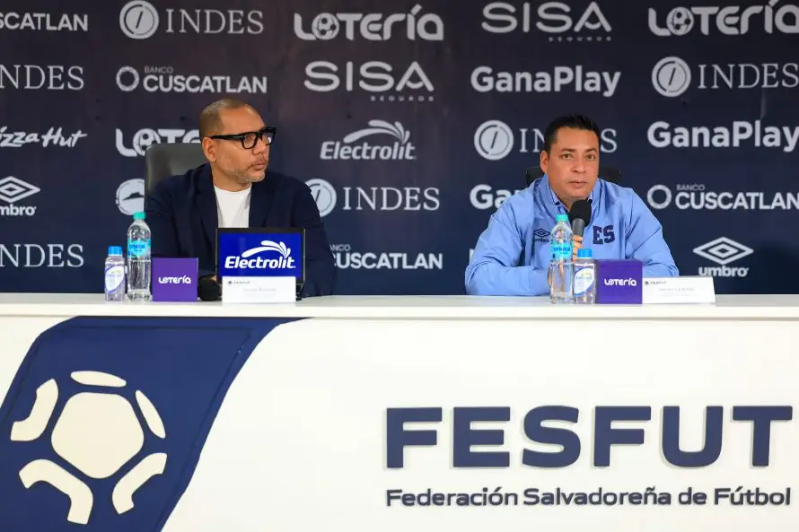 Yamil Bukele explica contratación del técnico Héctor Cárdenas y asegura que su contrato será hasta 2027