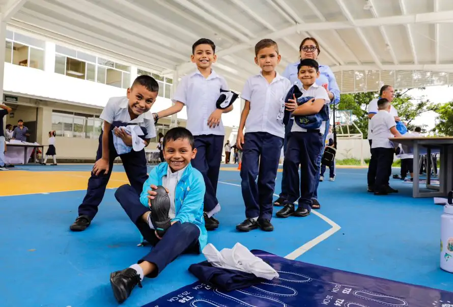 Las clases en las escuelas públicas terminarán el 13 de noviembre