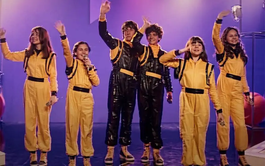 La serie "Timbiriche" estrena con una trama marcada por polémica y reclamos