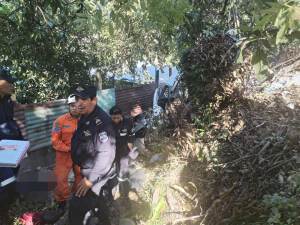 Una mujer muere en accidente de tránsito en carretera a Comalapa 