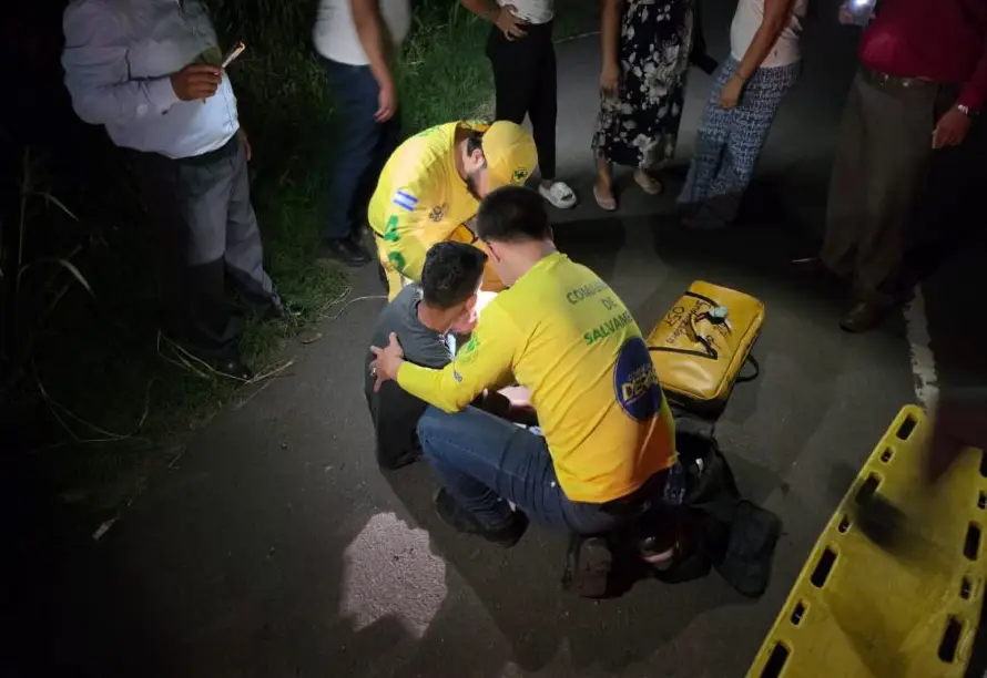 Accidentes de tránsito dejan dos motociclistas y dos mujeres atropelladas en las últimas horas