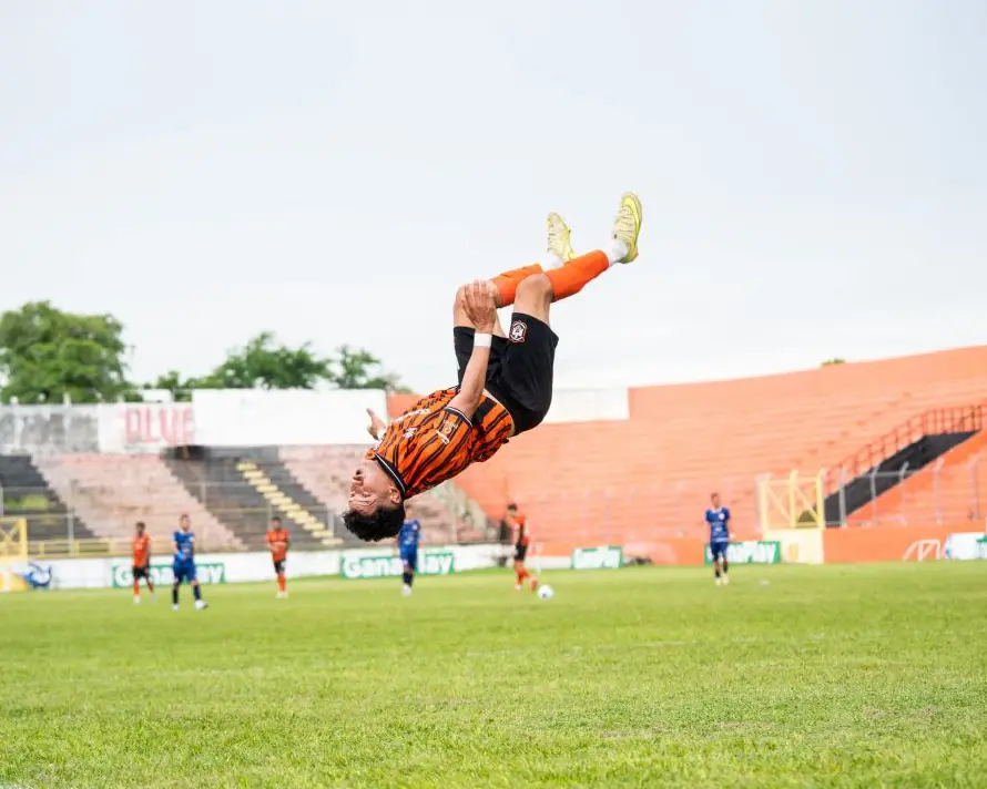 Águila golea 3-0 al Metapán y escala posiciones en el Apertura 2026