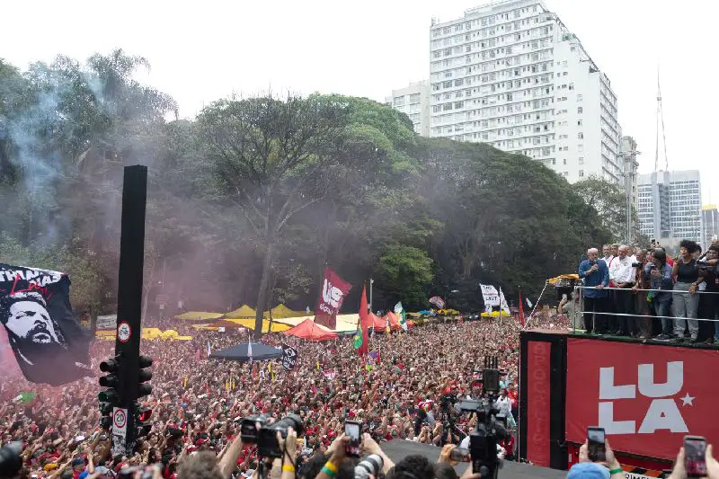 La izquierda brasileña sale a las calles para tratar de impulsar una remontada de Lula