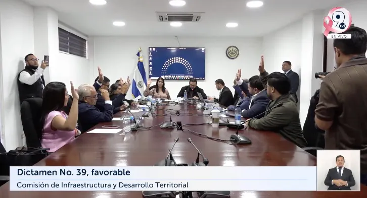 Asamblea dará cinco años para terminar de legalizar inmuebles afectados por embargos en juicio Fonavipo contra Procades
