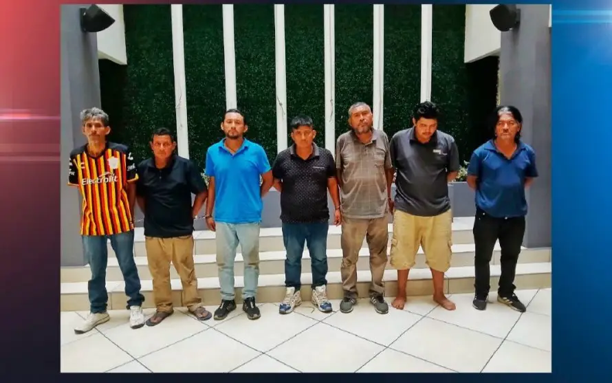 Detienen a siete personas tras riña a golpes y cinchazos en Zacatecoluca