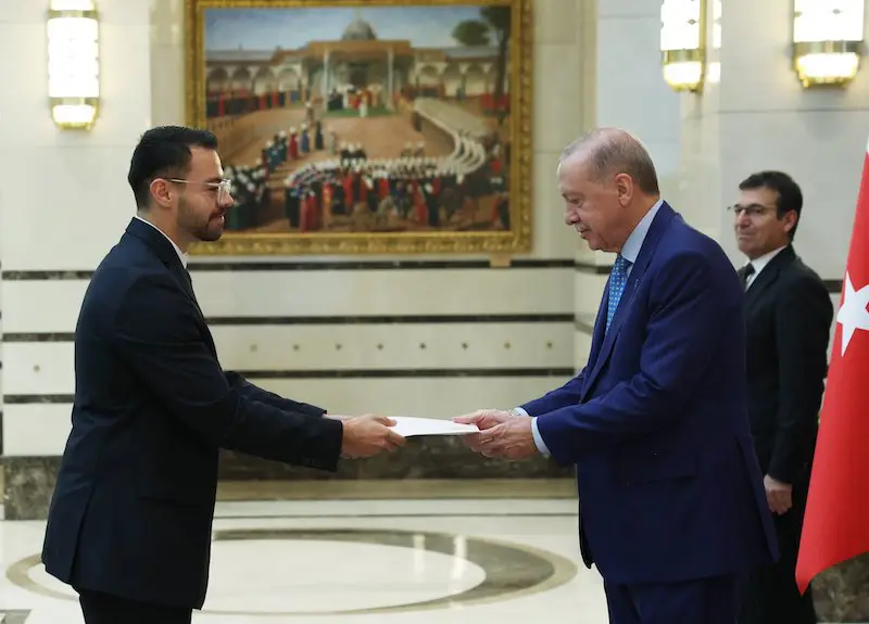 Presidente de Turquía recibe cartas credenciales de embajador de El Salvador
