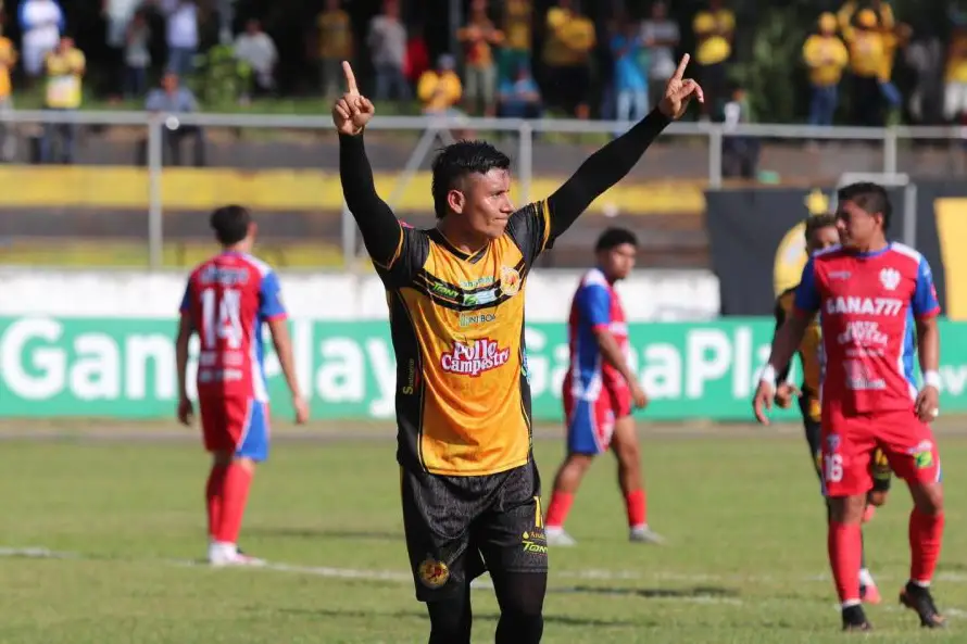 Firpo reacciona y rescata un empate ante Platense
