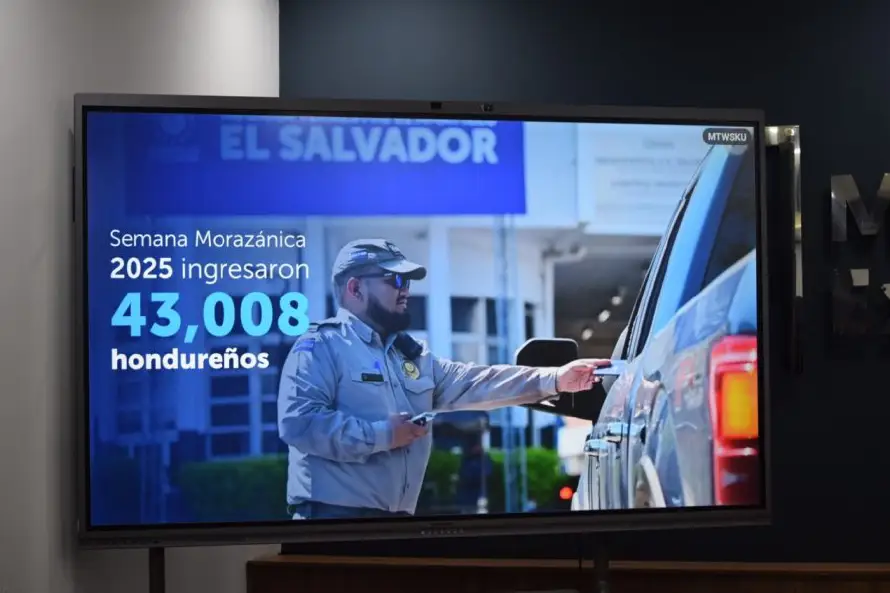 Más de 43,400 hondureños han entrado a El Salvador por la Semana Morazánica