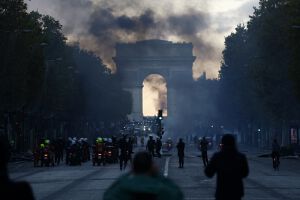 Más de medio millón de franceses protestan contra el Gobierno