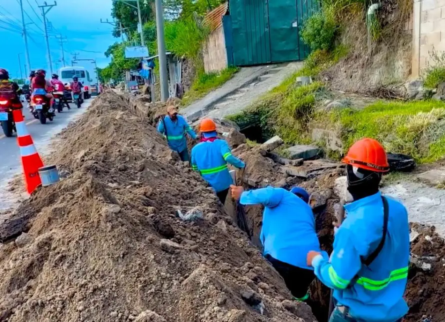 Servicio de agua en Apopa y Cuscatancingo podría presentar deficiencias por reparación de tubería