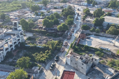 El Salvador habría desplegado más de 1,000 soldados en Haití, según agencias