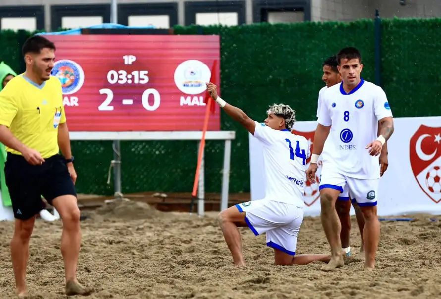 Garita Palmera vence al Malaisary de Kazajistán y logra su primer triunfo mundialista en Turquía