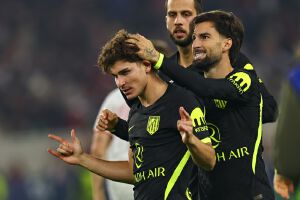 Julián Álvarez rescata empate del Atlético de Madrid ante Stuttgart