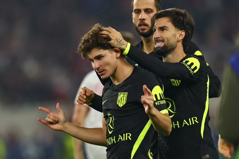 Julián Álvarez rescata empate del Atlético de Madrid ante Stuttgart