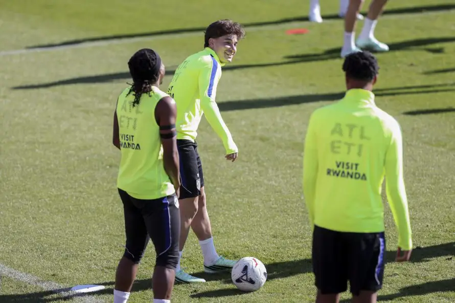 El técnico Diego Simeone confía en recuperar la mejor versión de Julián Álvarez