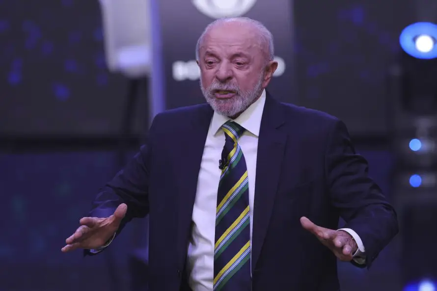 Milei vuelve a insultar a Lula y dice que espera que no se “robe” las elecciones de Brasil