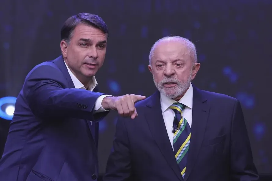 Lula y Bolsonaro cierran propaganda electoral con ataques y promesas