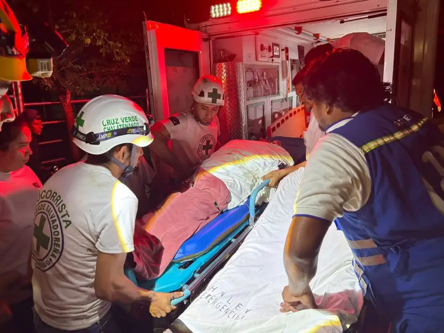 Rescatan a mujer arrastrada por la corriente del río Metayate en Nueva Concepción