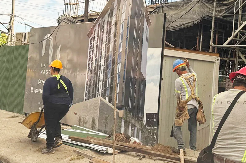 Mujeres ocupan el 20 % de los empleos en la construcción, reporta la Opamss