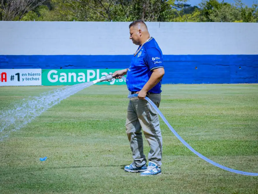 Presidente del Fuerte San Francisco responde a críticas por el rendimiento del equipo
