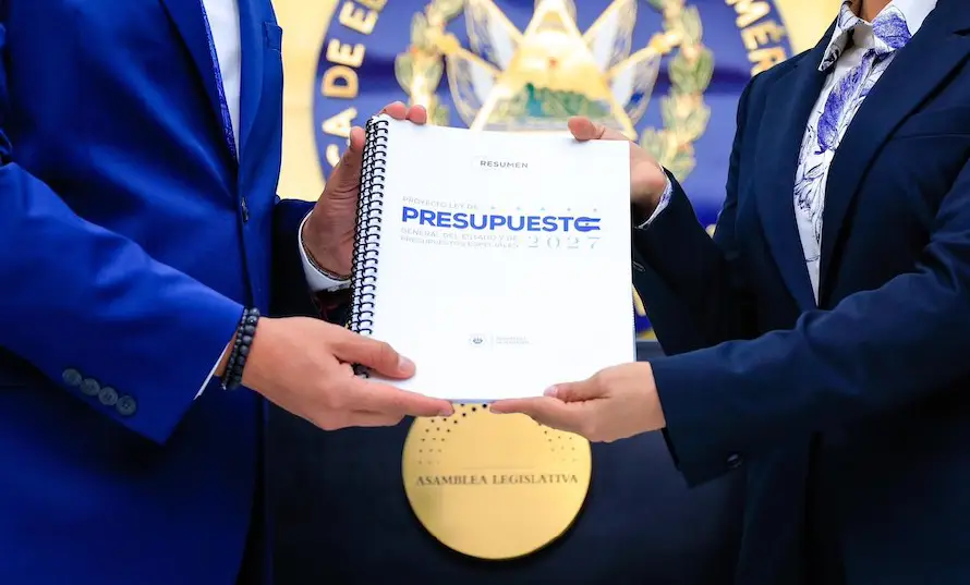 Gobierno Central alcanzará 127,773 plazas en 2027, un aumento de 953