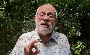 Ambientalista Ricardo Navarro pide a diputados legislar para reducir el consumo de plástico desechable