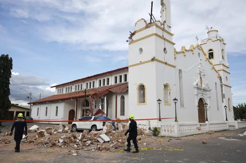 Terremoto de magnitud 7.7 en Panamá deja daños en edificios, carreteras, no hay reporte de víctimas