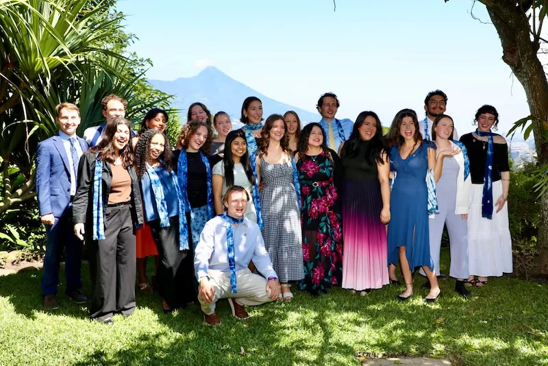 Cuerpo de Paz juramenta a un segundo grupo de 29 voluntarios en El Salvador