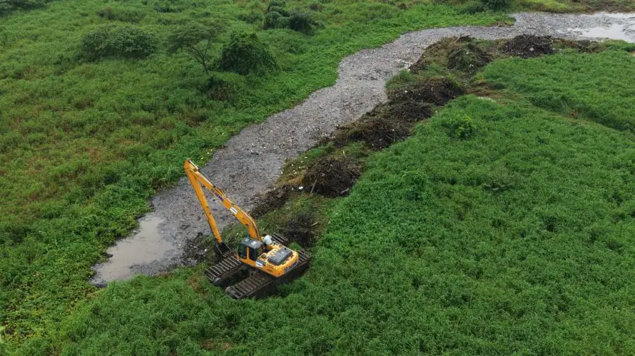 Mayor parte de desechos removidos del río Grande son los tirados por muchas personas en la calle o quebradas según MOPT